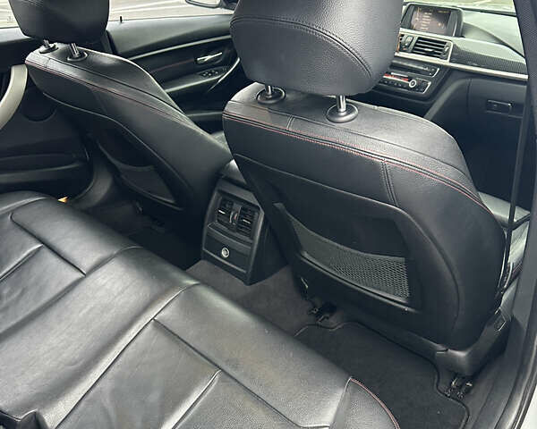 Серый БМВ 3 Серия, объемом двигателя 2 л и пробегом 180 тыс. км за 16850 $, фото 18 на Automoto.ua