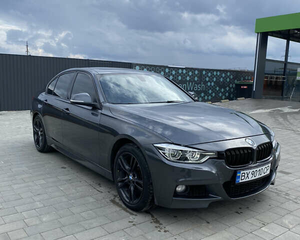 Серый БМВ 3 Серия, объемом двигателя 2 л и пробегом 207 тыс. км за 16300 $, фото 1 на Automoto.ua