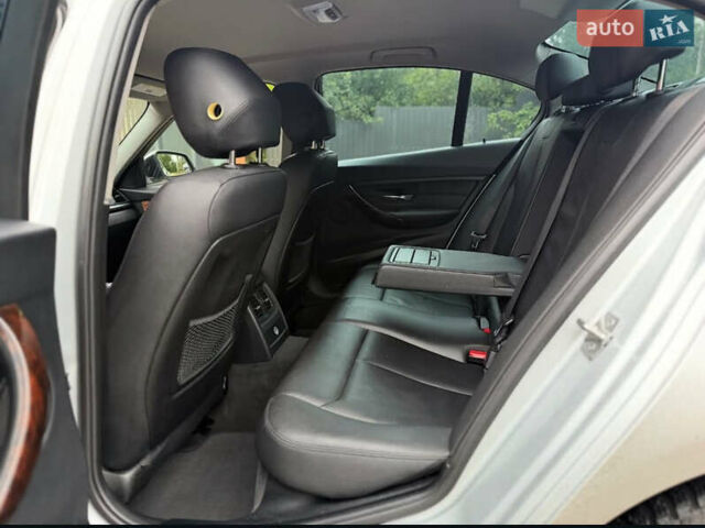 Сірий БМВ 3 Серія, об'ємом двигуна 2 л та пробігом 185 тис. км за 15300 $, фото 7 на Automoto.ua