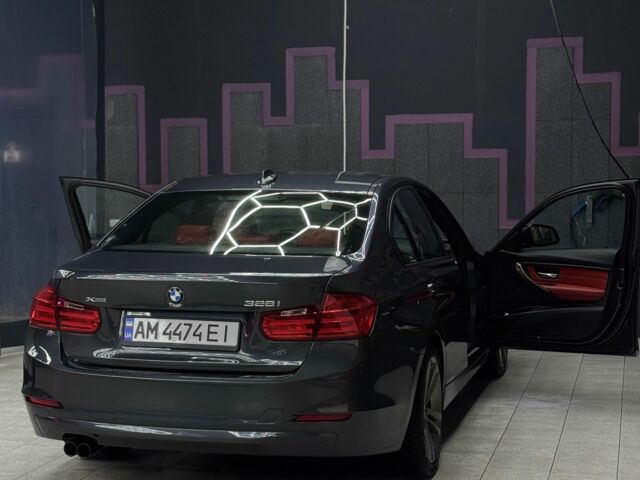 Сірий БМВ 3 Серія, об'ємом двигуна 2 л та пробігом 150 тис. км за 15300 $, фото 12 на Automoto.ua