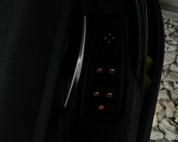 Серый БМВ 3 Серия, объемом двигателя 2 л и пробегом 210 тыс. км за 10500 $, фото 18 на Automoto.ua