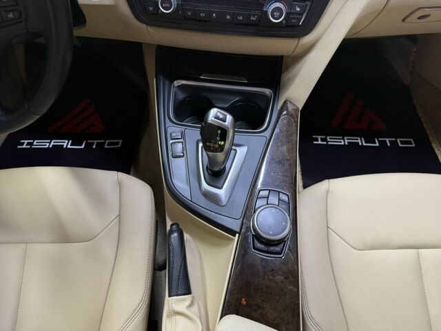 БМВ 3 Серия 2014 в Одессе на Automoto.ua Серый БМВ 3 Серия, объемом двигателя 2 л и пробегом 99 тыс. км за 13900 $, фото 21 на Automoto.ua