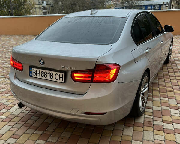 Серый БМВ 3 Серия, объемом двигателя 2 л и пробегом 180 тыс. км за 11000 $, фото 3 на Automoto.ua