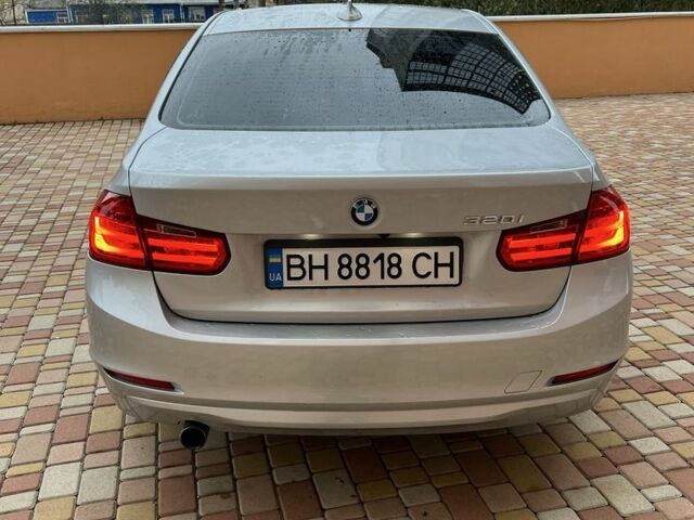 Серый БМВ 3 Серия, объемом двигателя 2 л и пробегом 180 тыс. км за 11000 $, фото 5 на Automoto.ua