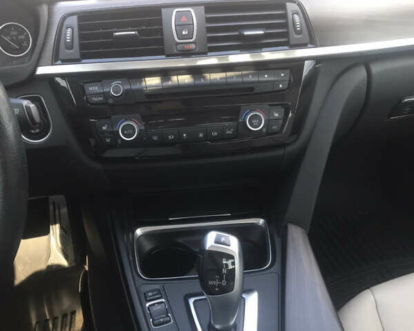 Сірий БМВ 3 Серія, об'ємом двигуна 2 л та пробігом 131 тис. км за 14500 $, фото 11 на Automoto.ua