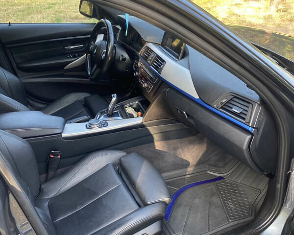 Сірий БМВ 3 Серія, об'ємом двигуна 3 л та пробігом 120 тис. км за 19700 $, фото 11 на Automoto.ua