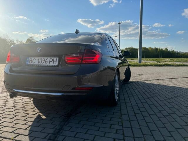 Серый БМВ 3 Серия, объемом двигателя 2 л и пробегом 327 тыс. км за 15555 $, фото 8 на Automoto.ua