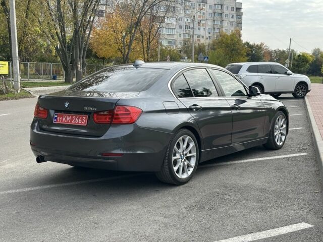 Серый БМВ 3 Серия, объемом двигателя 0 л и пробегом 128 тыс. км за 13300 $, фото 2 на Automoto.ua