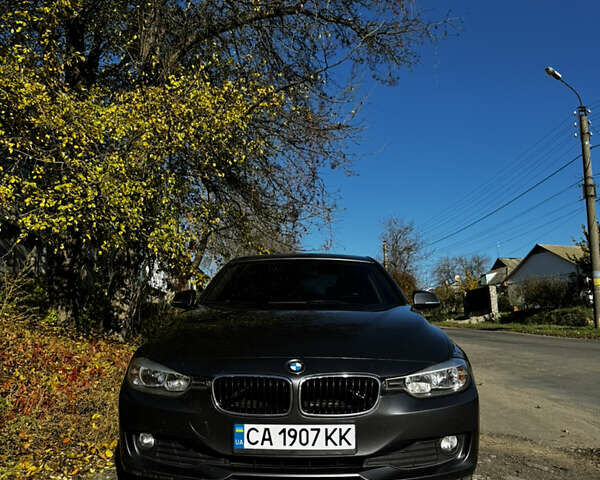 БМВ 3 Серия 2014 в Умани на Automoto.ua Серый БМВ 3 Серия, объемом двигателя 2 л и пробегом 197 тыс. км за 12900 $, фото 1 на Automoto.ua