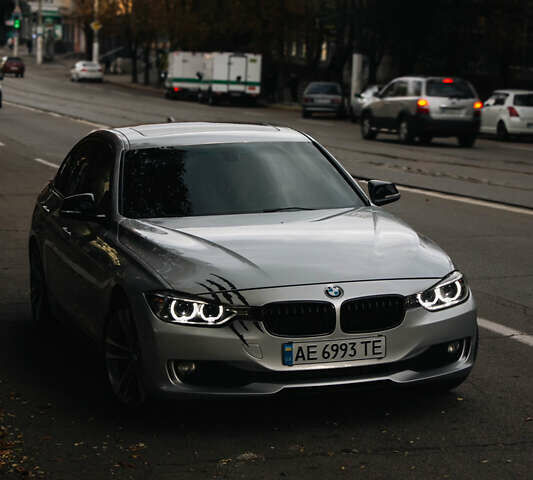 Сірий БМВ 3 Серія, об'ємом двигуна 2.98 л та пробігом 180 тис. км за 17700 $, фото 17 на Automoto.ua