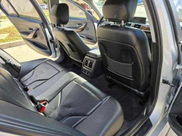 Серый БМВ 3 Серия, объемом двигателя 2 л и пробегом 80 тыс. км за 2500 $, фото 10 на Automoto.ua