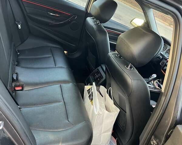 Серый БМВ 3 Серия, объемом двигателя 2 л и пробегом 260 тыс. км за 10900 $, фото 10 на Automoto.ua