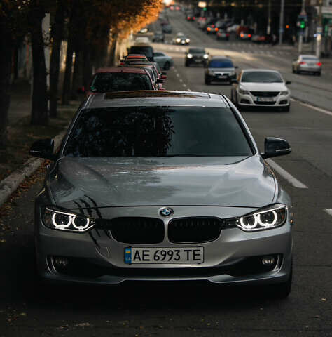 Сірий БМВ 3 Серія, об'ємом двигуна 2.98 л та пробігом 180 тис. км за 17700 $, фото 7 на Automoto.ua