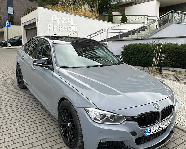 Серый БМВ 3 Серия, объемом двигателя 2 л и пробегом 163 тыс. км за 15700 $, фото 9 на Automoto.ua