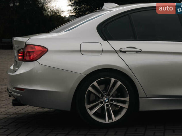 Сірий БМВ 3 Серія, об'ємом двигуна 2.98 л та пробігом 180 тис. км за 17700 $, фото 4 на Automoto.ua