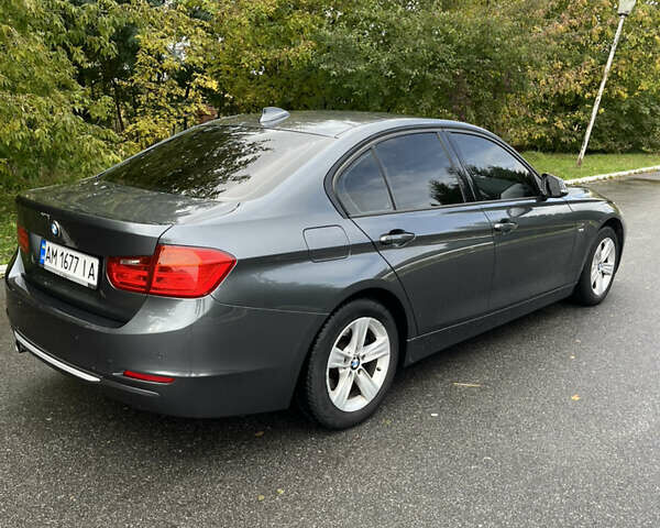 Сірий БМВ 3 Серія, об'ємом двигуна 2 л та пробігом 289 тис. км за 12100 $, фото 6 на Automoto.ua