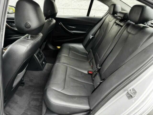 Серый БМВ 3 Серия, объемом двигателя 2 л и пробегом 74 тыс. км за 7800 $, фото 12 на Automoto.ua