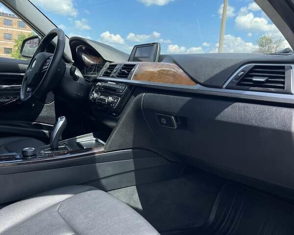 Серый БМВ 3 Серия, объемом двигателя 2 л и пробегом 105 тыс. км за 12600 $, фото 6 на Automoto.ua