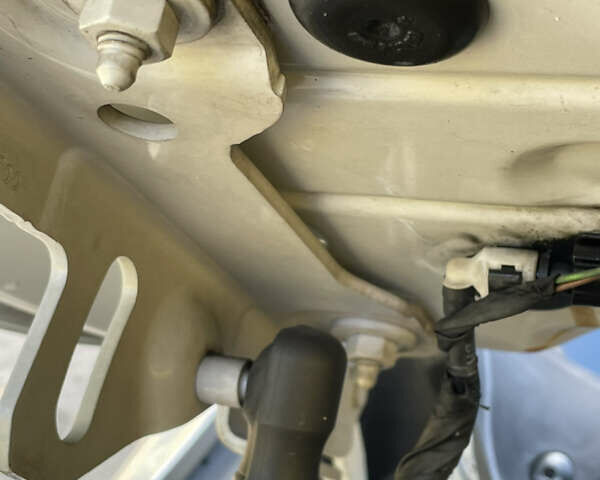 БМВ 3 Серия 2015 в Запорожье на Automoto.ua Серый БМВ 3 Серия, объемом двигателя 2 л и пробегом 165 тыс. км за 12800 $, фото 27 на Automoto.ua