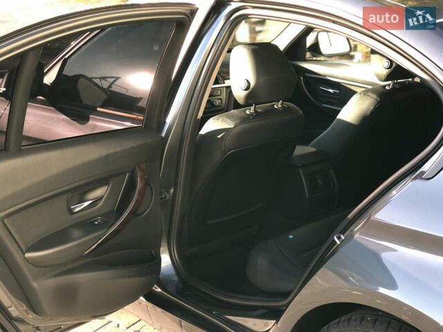 Серый БМВ 3 Серия, объемом двигателя 2 л и пробегом 123 тыс. км за 15000 $, фото 19 на Automoto.ua