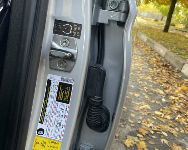 БМВ 3 Серия 2015 в Запорожье на Automoto.ua Серый БМВ 3 Серия, объемом двигателя 2 л и пробегом 165 тыс. км за 12800 $, фото 19 на Automoto.ua