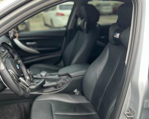 Серый БМВ 3 Серия, объемом двигателя 2 л и пробегом 150 тыс. км за 14650 $, фото 12 на Automoto.ua