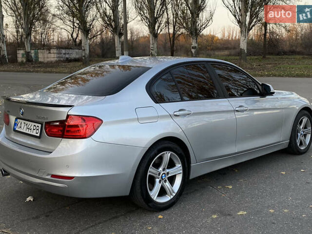 Серый БМВ 3 Серия, объемом двигателя 2 л и пробегом 220 тыс. км за 10990 $, фото 5 на Automoto.ua