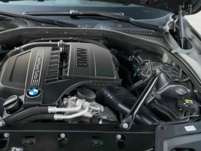 БМВ 3 Серия 2015 в Киеве на Automoto.ua Серый БМВ 3 Серия, объемом двигателя 3 л и пробегом 100 тыс. км за 12300 $, фото 8 на Automoto.ua