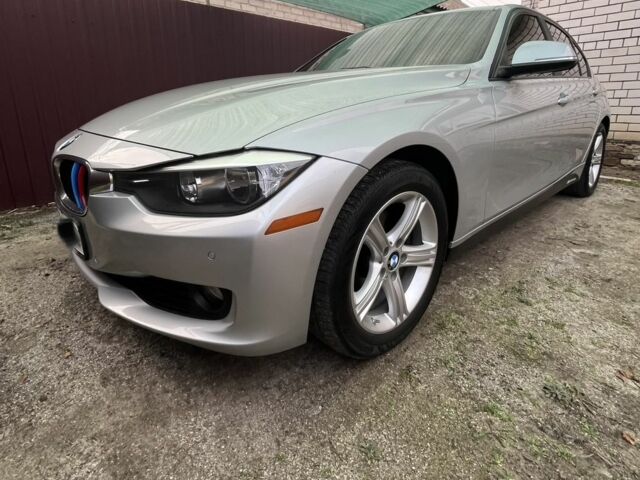 Серый БМВ 3 Серия, объемом двигателя 2 л и пробегом 40 тыс. км за 17200 $, фото 3 на Automoto.ua