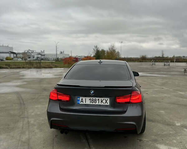Серый БМВ 3 Серия, объемом двигателя 2 л и пробегом 138 тыс. км за 16500 $, фото 5 на Automoto.ua