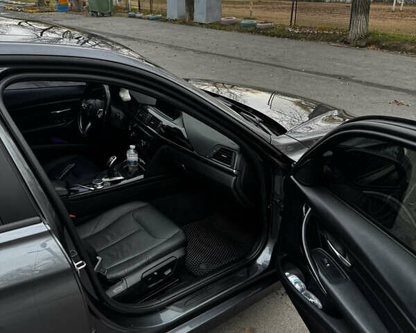 Серый БМВ 3 Серия, объемом двигателя 2 л и пробегом 159 тыс. км за 15700 $, фото 10 на Automoto.ua