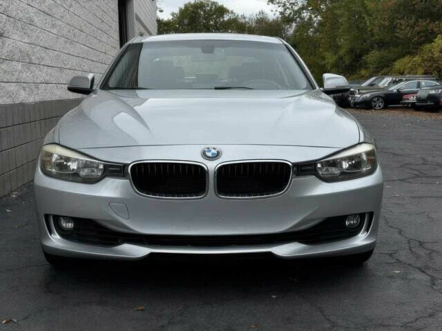 Серый БМВ 3 Серия, объемом двигателя 2 л и пробегом 74 тыс. км за 7800 $, фото 1 на Automoto.ua