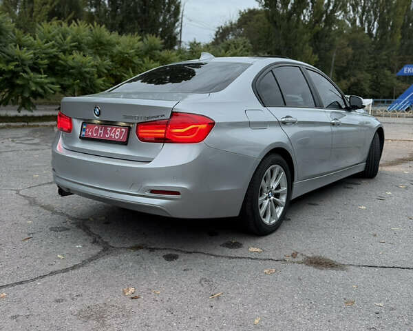 Серый БМВ 3 Серия, объемом двигателя 2 л и пробегом 143 тыс. км за 12000 $, фото 9 на Automoto.ua