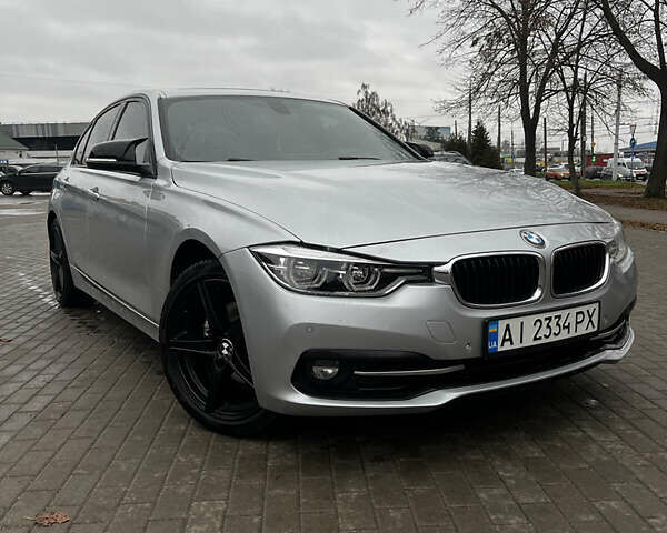 Серый БМВ 3 Серия, объемом двигателя 2 л и пробегом 217 тыс. км за 15000 $, фото 1 на Automoto.ua