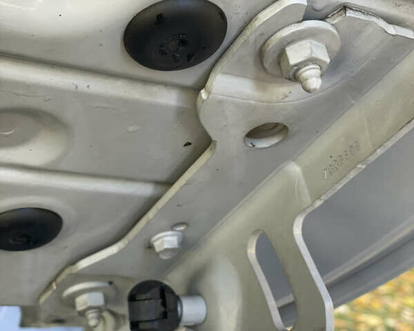 БМВ 3 Серия 2015 в Запорожье на Automoto.ua Серый БМВ 3 Серия, объемом двигателя 2 л и пробегом 165 тыс. км за 12800 $, фото 26 на Automoto.ua