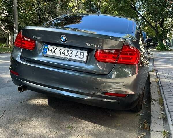 Сірий БМВ 3 Серія, об'ємом двигуна 2 л та пробігом 141 тис. км за 16000 $, фото 8 на Automoto.ua