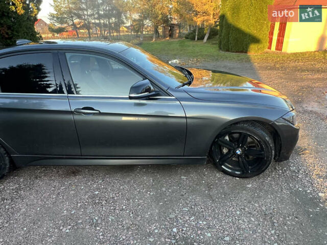 Сірий БМВ 3 Серія, об'ємом двигуна 2.98 л та пробігом 129 тис. км за 15900 $, фото 15 на Automoto.ua