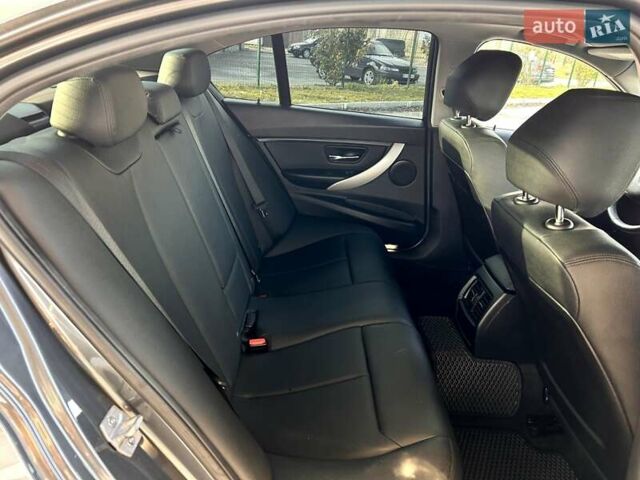 Серый БМВ 3 Серия, объемом двигателя 2 л и пробегом 145 тыс. км за 12800 $, фото 4 на Automoto.ua