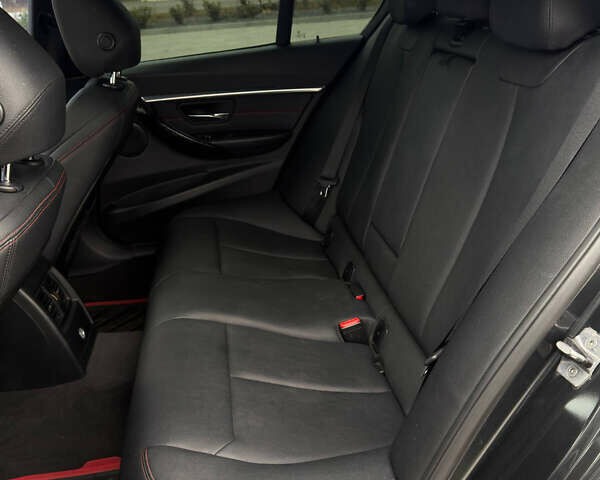 Серый БМВ 3 Серия, объемом двигателя 2 л и пробегом 180 тыс. км за 13800 $, фото 9 на Automoto.ua