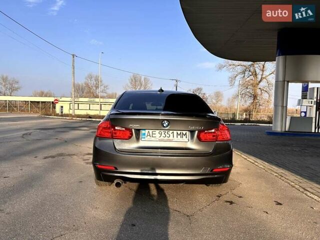 Серый БМВ 3 Серия, объемом двигателя 2 л и пробегом 145 тыс. км за 12800 $, фото 2 на Automoto.ua