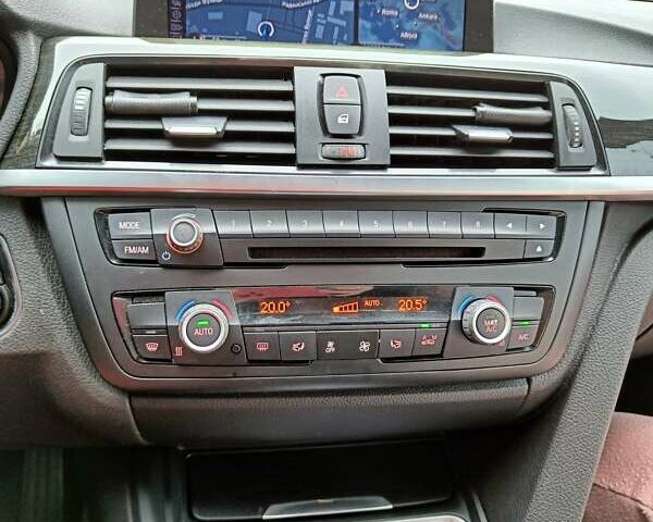 Серый БМВ 3 Серия, объемом двигателя 2 л и пробегом 133 тыс. км за 12999 $, фото 11 на Automoto.ua