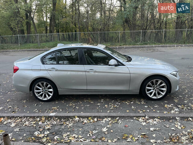 Серый БМВ 3 Серия, объемом двигателя 2 л и пробегом 97 тыс. км за 15500 $, фото 4 на Automoto.ua