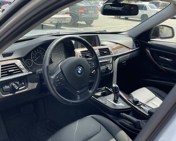 Серый БМВ 3 Серия, объемом двигателя 2 л и пробегом 105 тыс. км за 12600 $, фото 8 на Automoto.ua