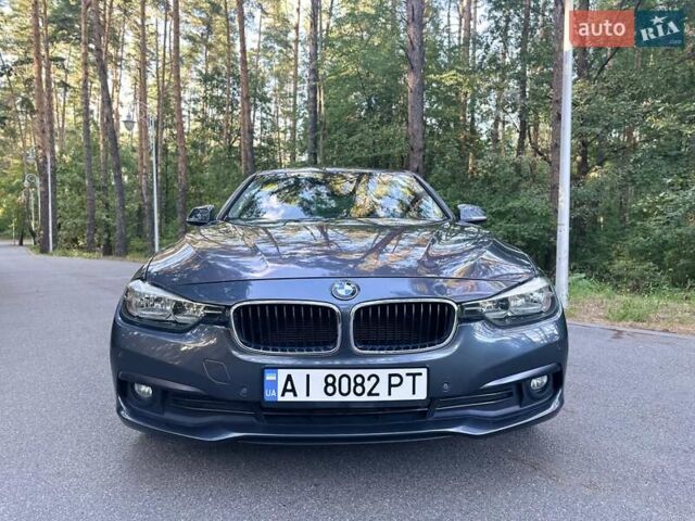 Серый БМВ 3 Серия, объемом двигателя 2 л и пробегом 51 тыс. км за 15300 $, фото 4 на Automoto.ua