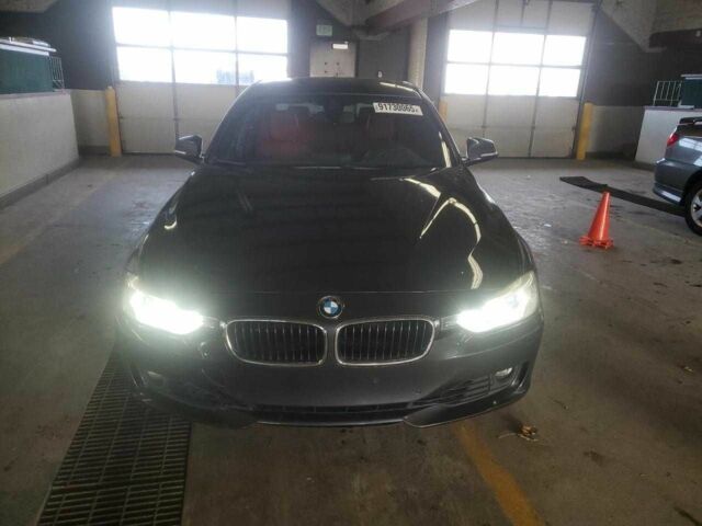 Серый БМВ 3 Серия, объемом двигателя 3 л и пробегом 50 тыс. км за 3000 $, фото 4 на Automoto.ua