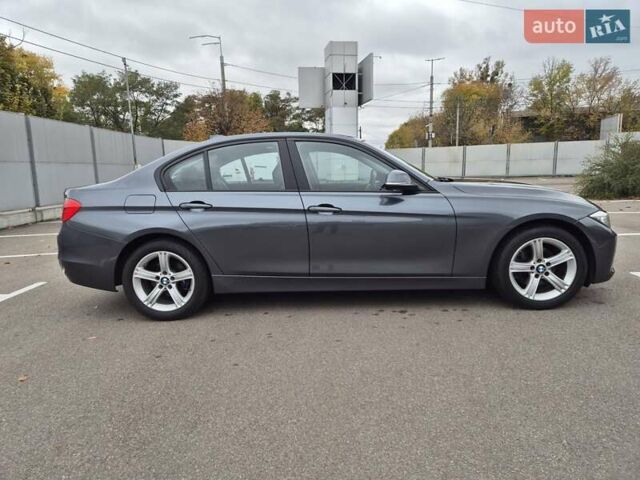 Серый БМВ 3 Серия, объемом двигателя 2 л и пробегом 144 тыс. км за 15500 $, фото 20 на Automoto.ua