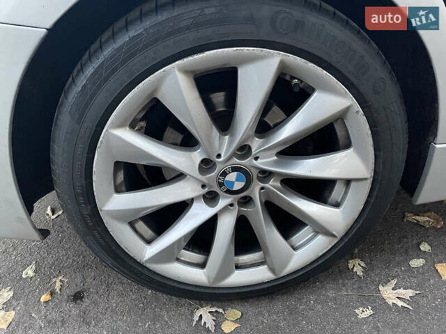 Серый БМВ 3 Серия, объемом двигателя 2 л и пробегом 97 тыс. км за 15500 $, фото 26 на Automoto.ua