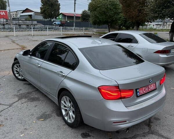 Серый БМВ 3 Серия, объемом двигателя 2 л и пробегом 143 тыс. км за 12000 $, фото 7 на Automoto.ua