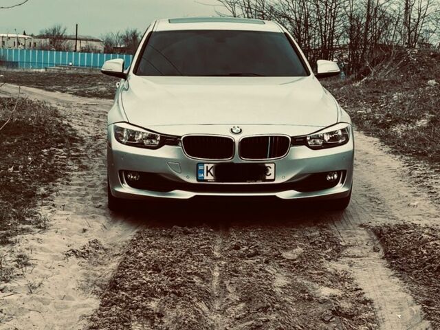 Серый БМВ 3 Серия, объемом двигателя 2 л и пробегом 40 тыс. км за 17200 $, фото 5 на Automoto.ua