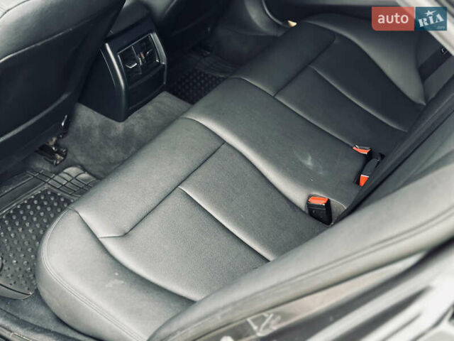 Серый БМВ 3 Серия, объемом двигателя 2 л и пробегом 187 тыс. км за 12900 $, фото 15 на Automoto.ua